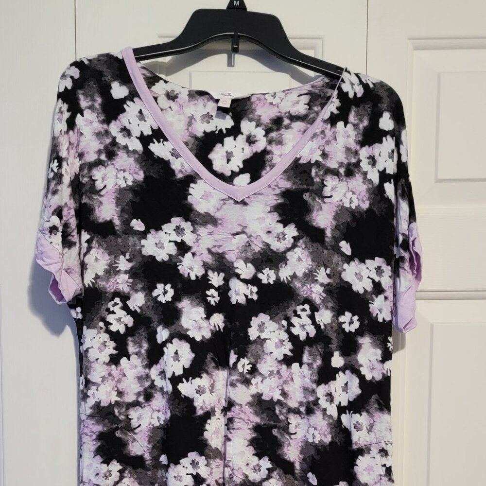 Secret Treasures V-Neck Knee-Length Nightgown, Purple Floral, Medium